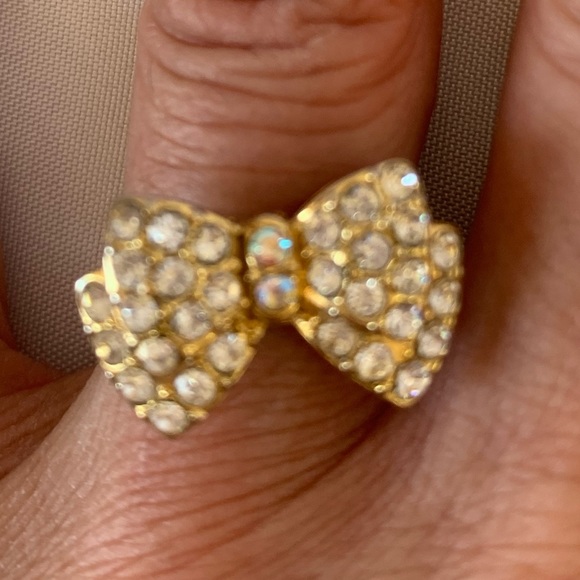 Rhinestone bow ring - Picture 3 of 8